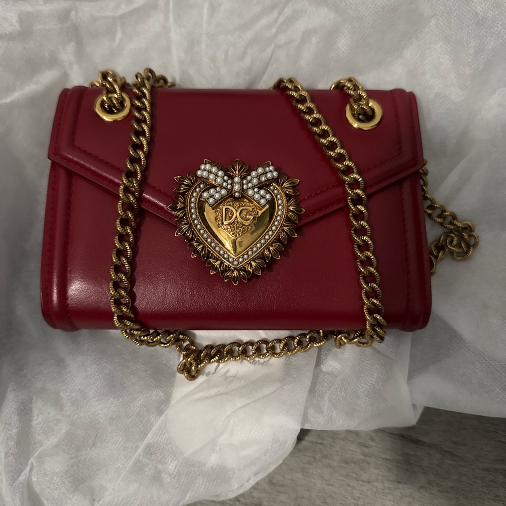 Dolce & Gabbana Burgundy Heart Chain Crossbody Bag